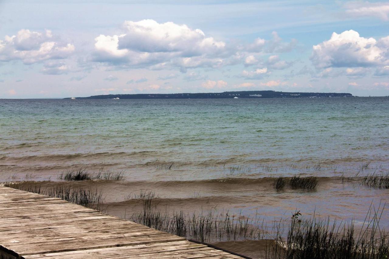 Mackinac Lake Trail Motel Mackinaw City Bilik gambar